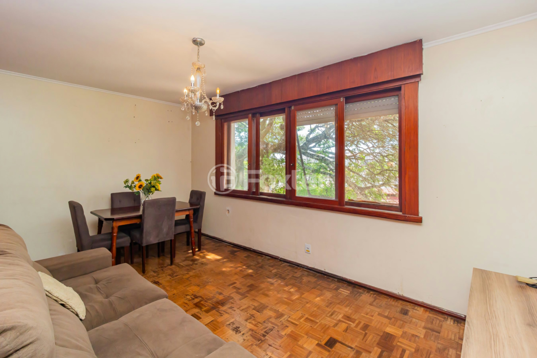 Apartamento à venda com 3 quartos, 93m² - Foto 2