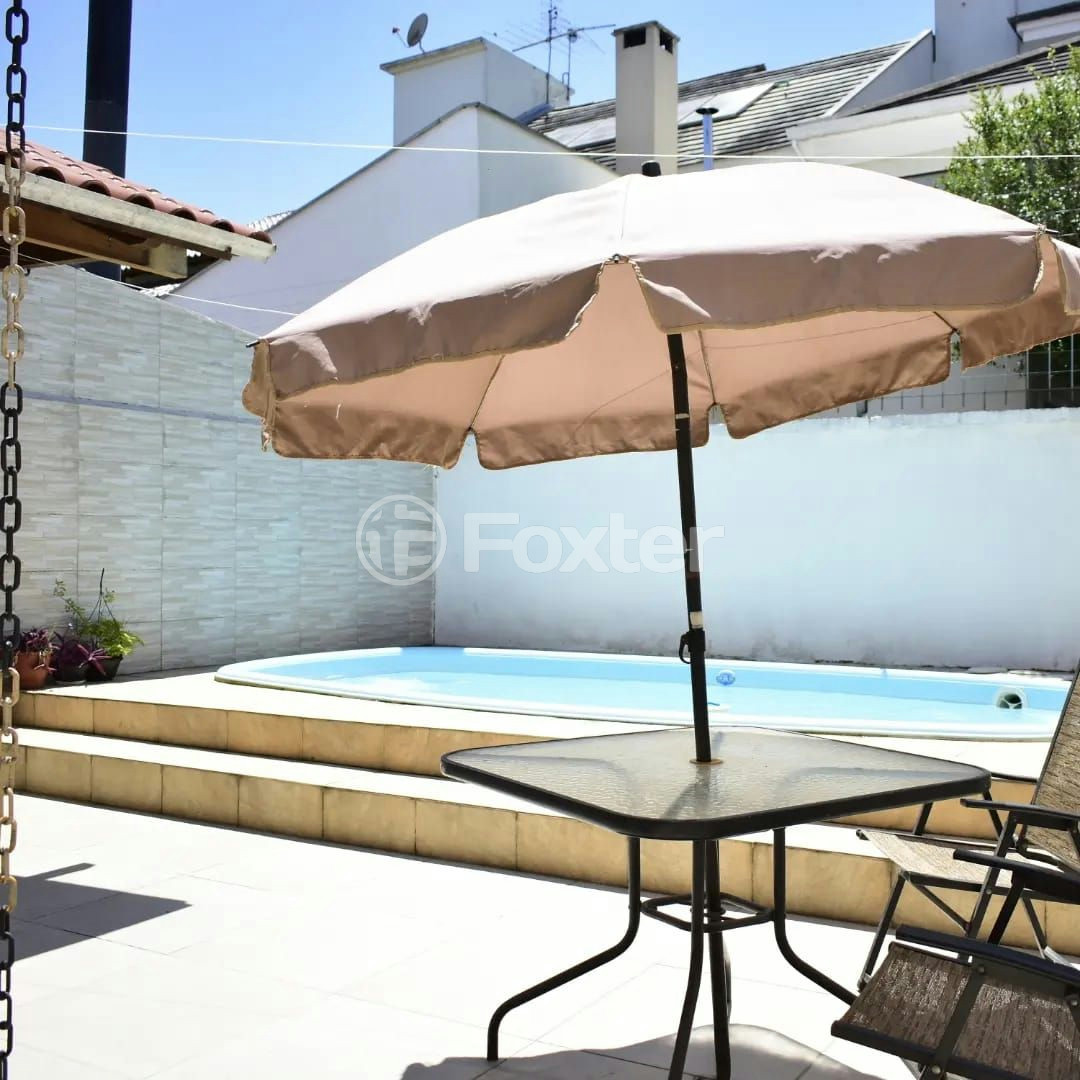 Casa à venda com 3 quartos, 182m² - Foto 2