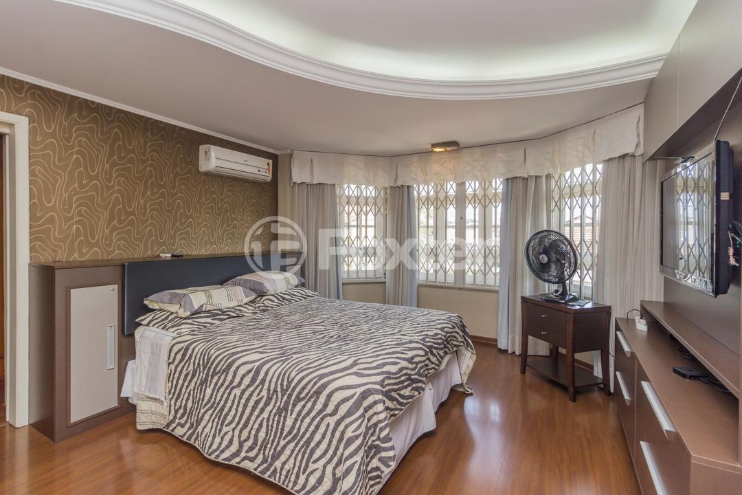 Casa à venda com 4 quartos, 230m² - Foto 27