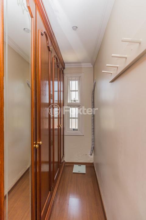 Casa à venda com 4 quartos, 230m² - Foto 31