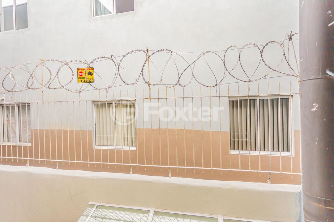 Casa de Condomínio à venda com 1 quarto, 77m² - Foto 17