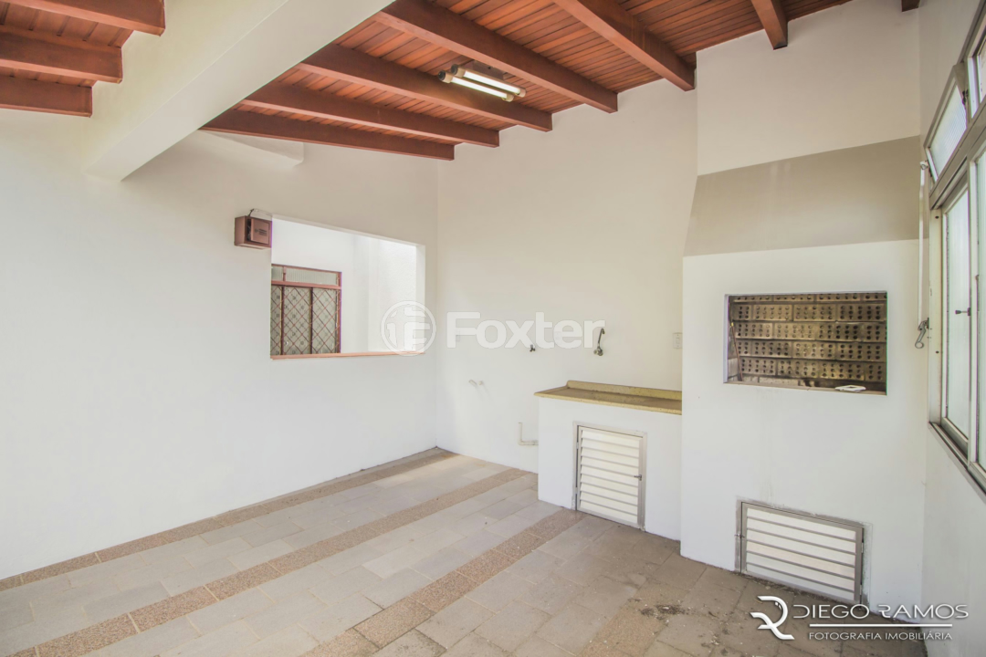 Casa à venda com 3 quartos, 440m² - Foto 28