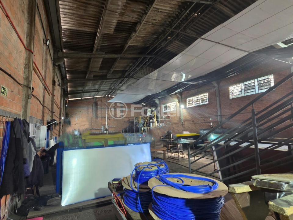 Depósito-Galpão-Armazém à venda, 748m² - Foto 8