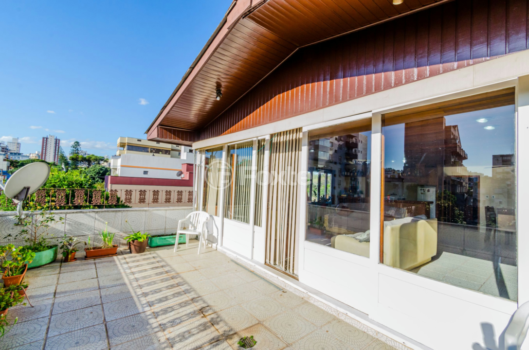 Cobertura à venda com 4 quartos, 236m² - Foto 1