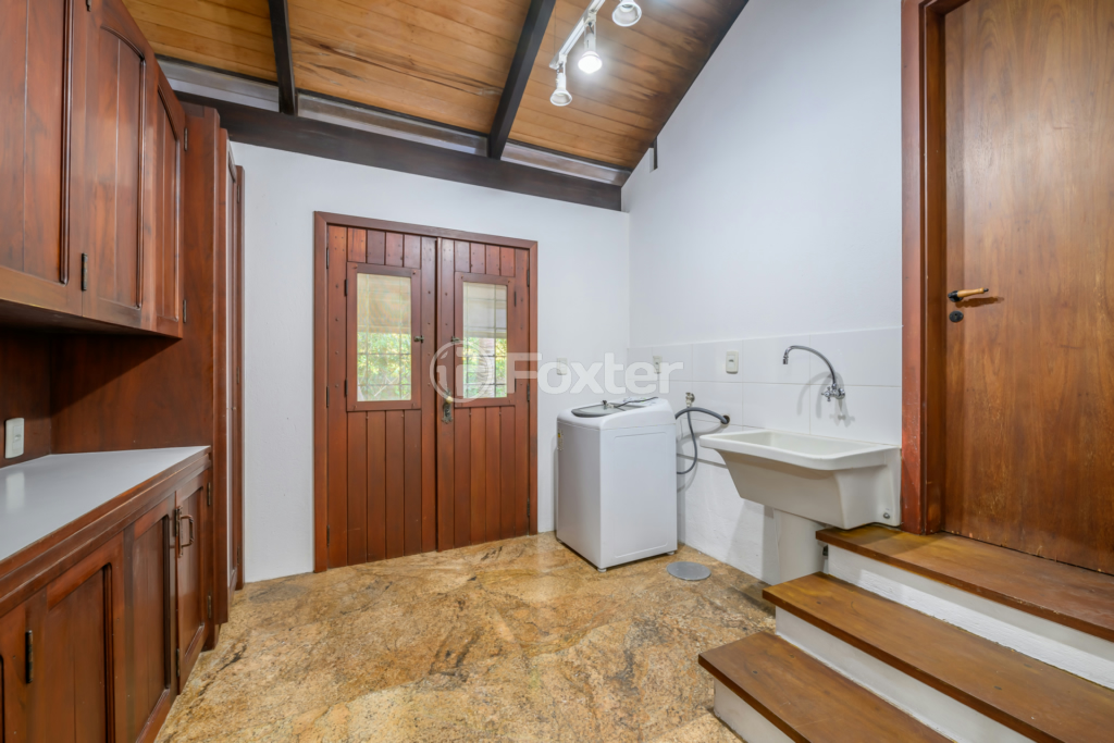 Casa de Condomínio à venda com 4 quartos, 600m² - Foto 22