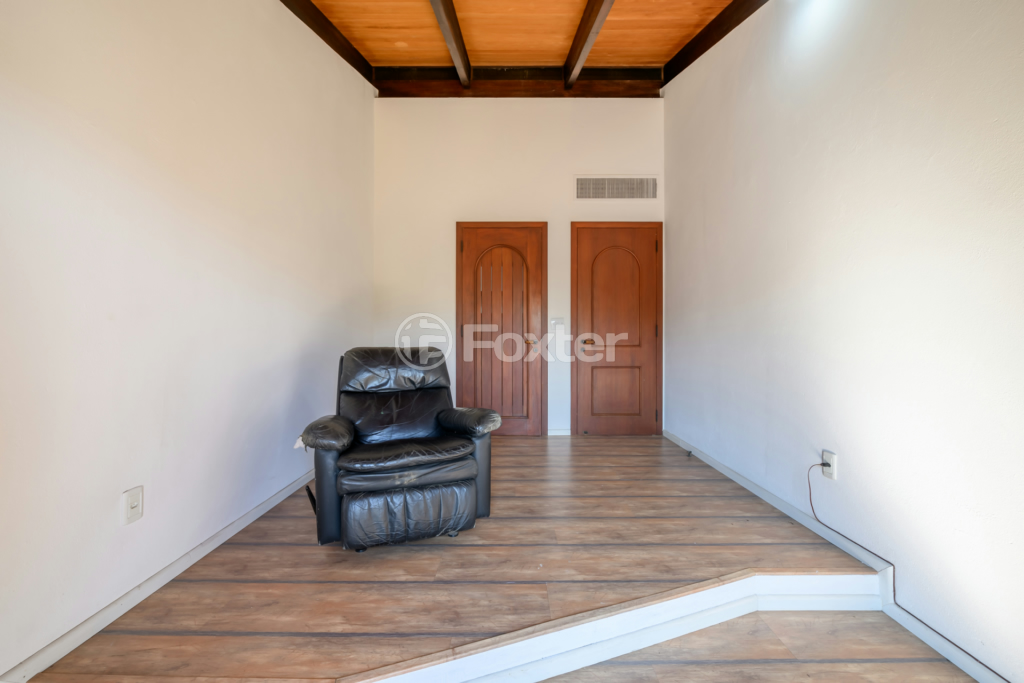 Casa de Condomínio à venda com 4 quartos, 600m² - Foto 29