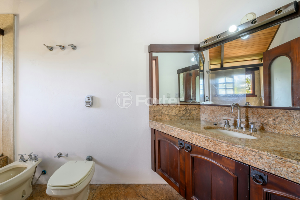 Casa de Condomínio à venda com 4 quartos, 600m² - Foto 34