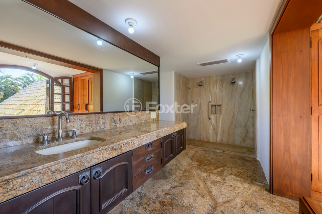 Casa de Condomínio à venda com 4 quartos, 600m² - Foto 49