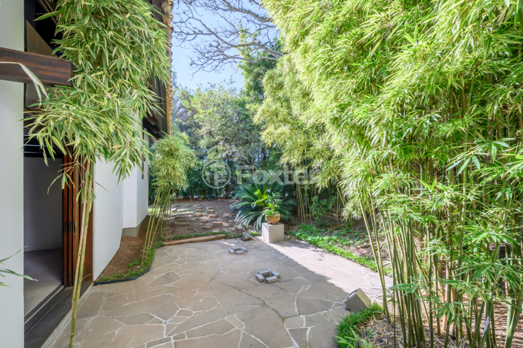 Casa de Condomínio à venda com 4 quartos, 600m² - Foto 57