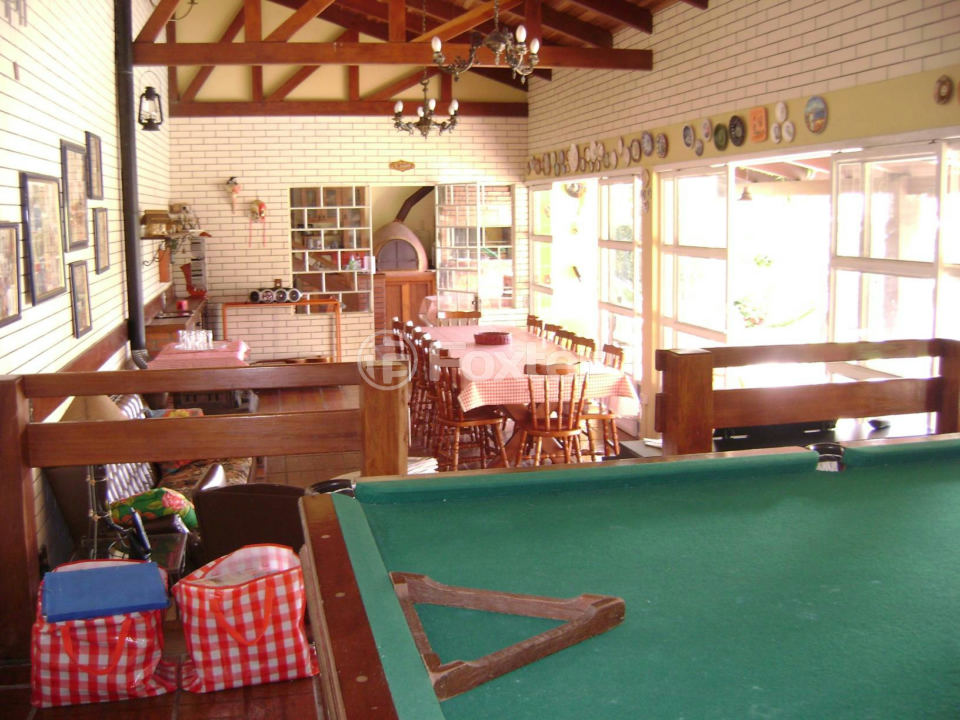 Casa à venda com 4 quartos, 500m² - Foto 3