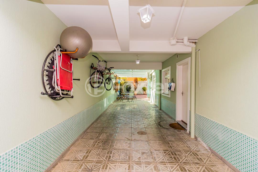 Casa de Condomínio à venda com 3 quartos, 198m² - Foto 35