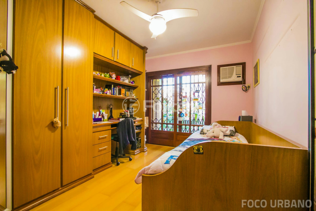Casa à venda com 4 quartos, 365m² - Foto 13