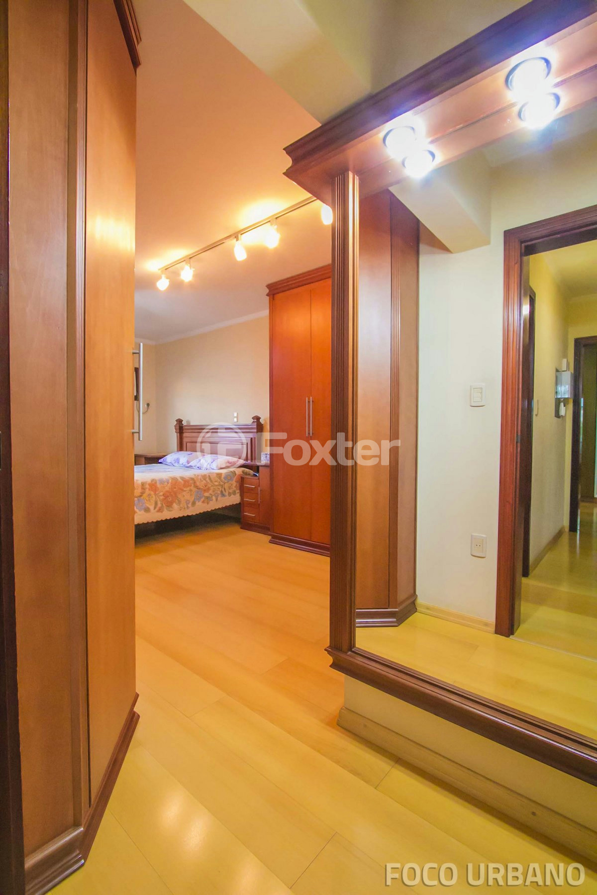 Casa à venda com 4 quartos, 365m² - Foto 14