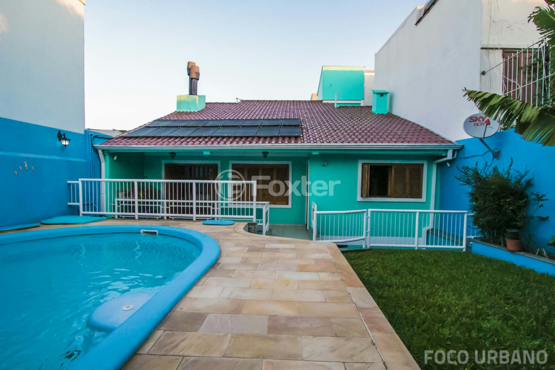 Casa à venda com 4 quartos, 365m² - Foto 1