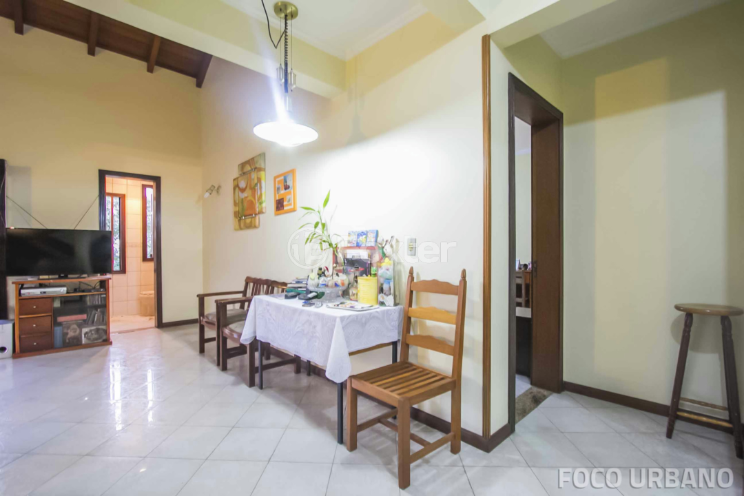 Casa à venda com 3 quartos, 266m² - Foto 6