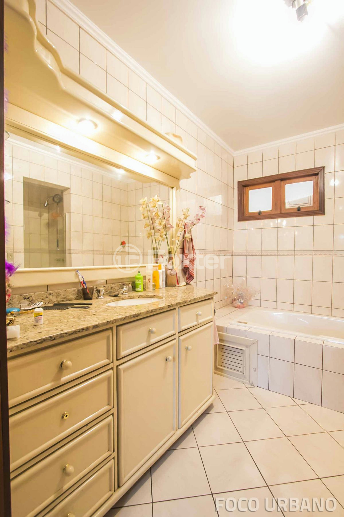 Casa à venda com 3 quartos, 266m² - Foto 10