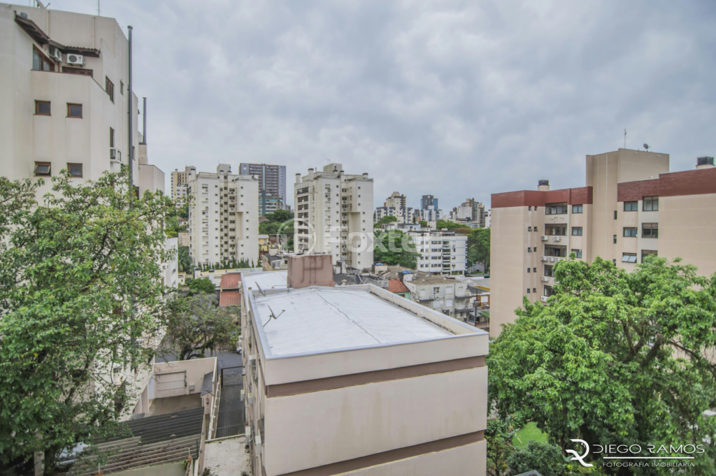 Apartamento à venda com 2 quartos, 77m² - Foto 15