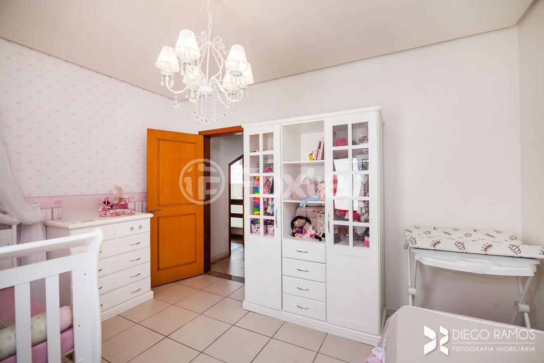 Casa à venda com 4 quartos, 300m² - Foto 25