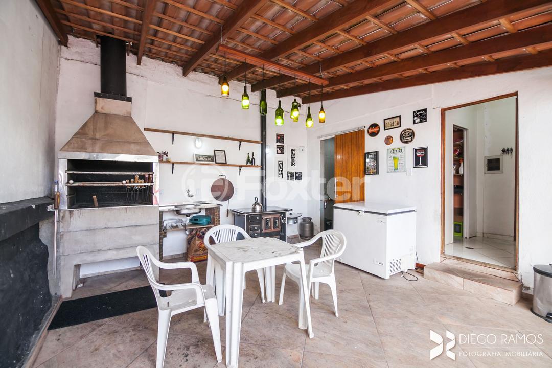 Casa à venda com 4 quartos, 300m² - Foto 37