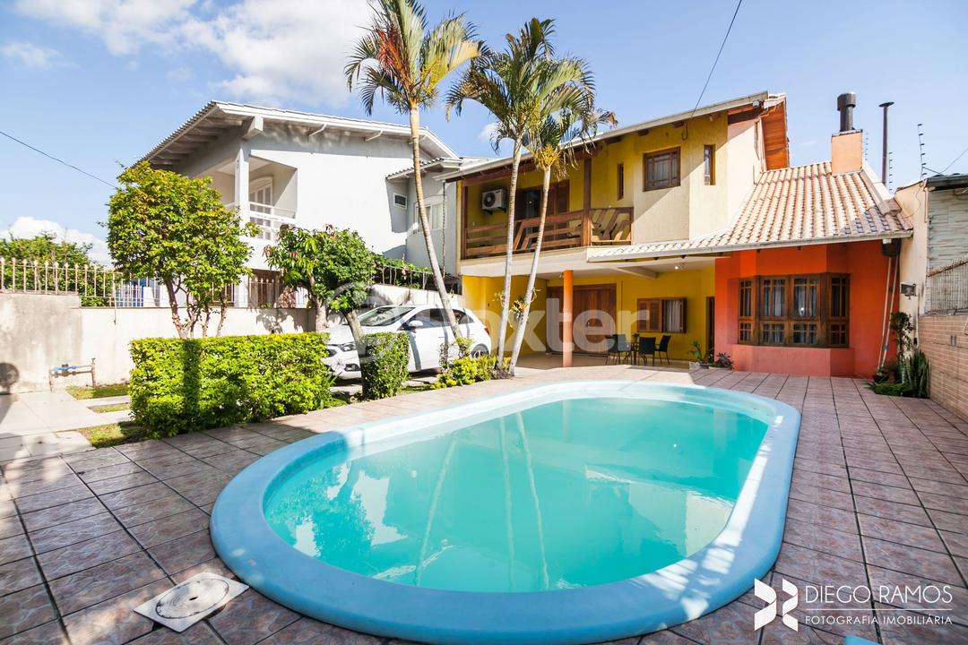 Casa à venda com 4 quartos, 300m² - Foto 47