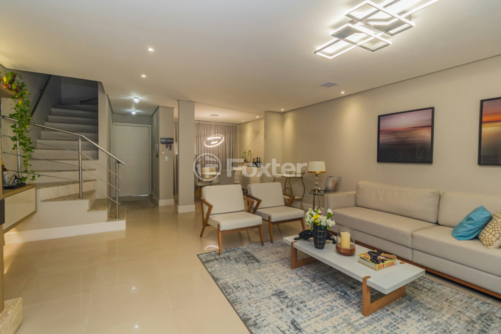 Casa de Condomínio à venda com 4 quartos, 190m² - Foto 2
