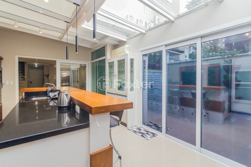 Casa de Condomínio à venda com 4 quartos, 190m² - Foto 36