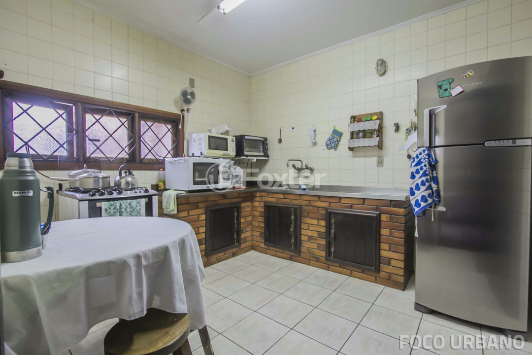 Casa à venda com 6 quartos, 300m² - Foto 19
