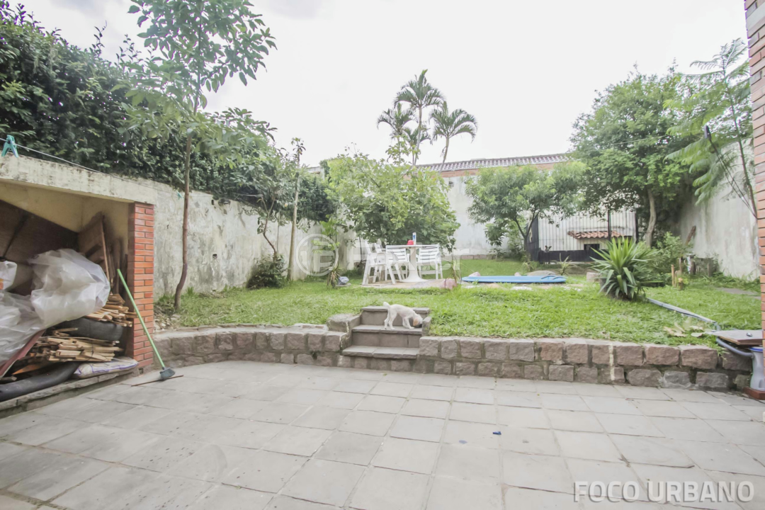 Casa à venda com 6 quartos, 300m² - Foto 24