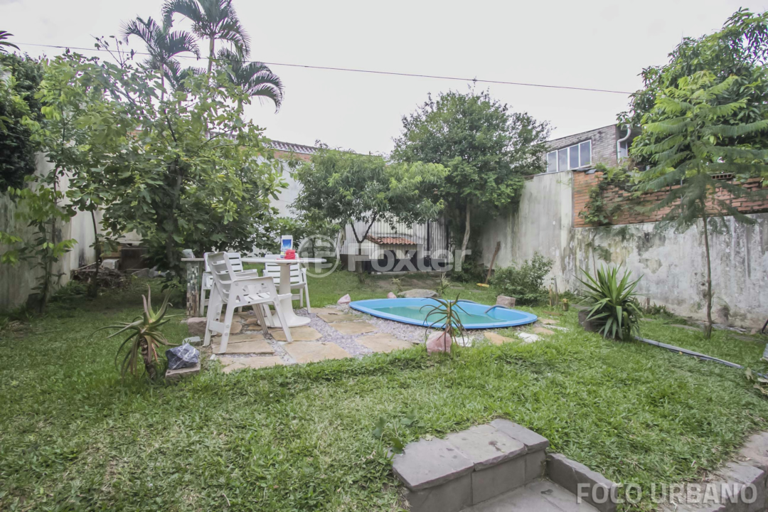 Casa à venda com 6 quartos, 300m² - Foto 25