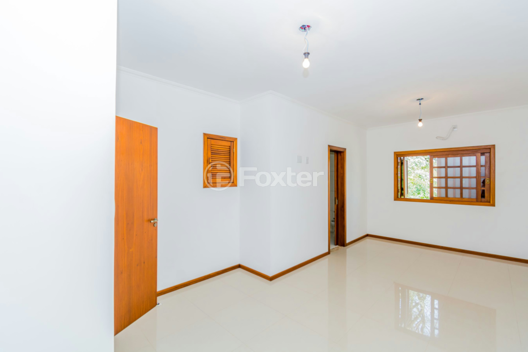 Casa à venda com 3 quartos, 318m² - Foto 13