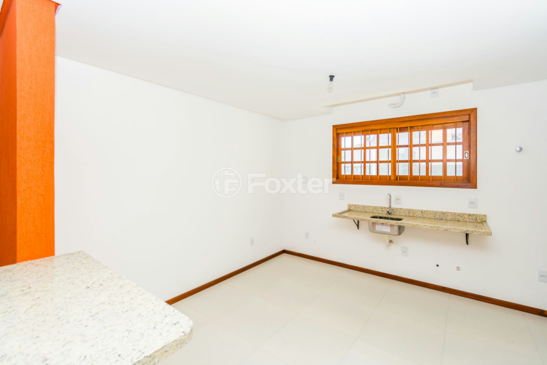 Casa à venda com 3 quartos, 318m² - Foto 32