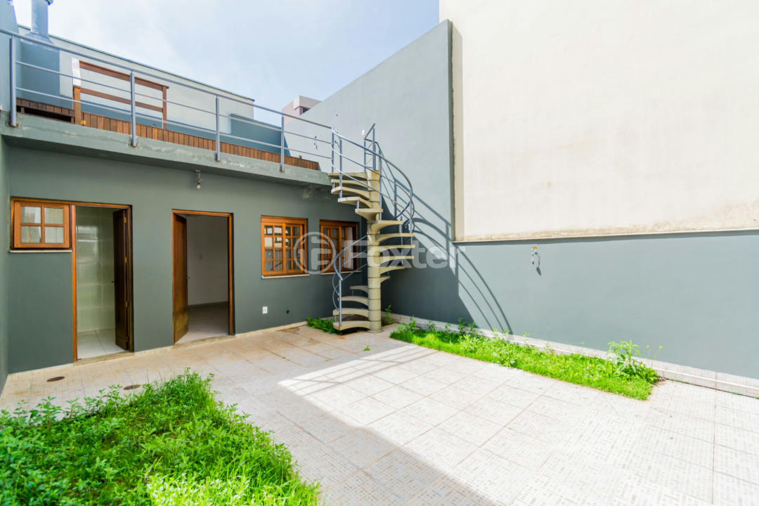 Casa à venda com 3 quartos, 318m² - Foto 6