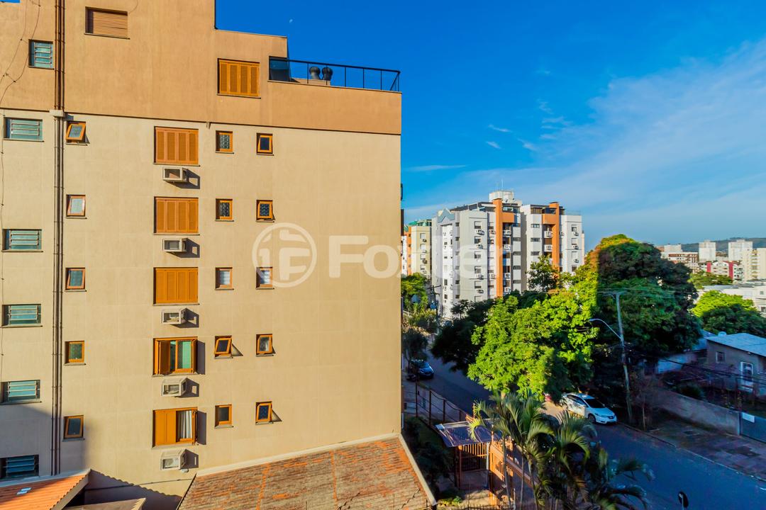 Apartamento à venda com 3 quartos, 94m² - Foto 10