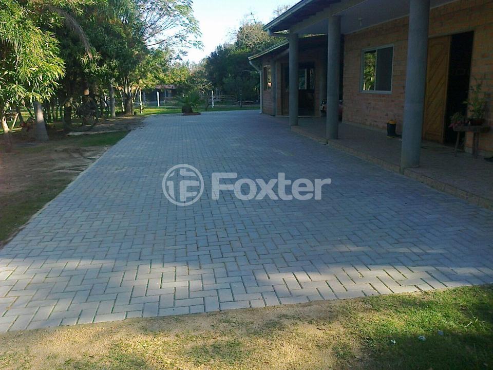 Casa à venda com 4 quartos, 230m² - Foto 1