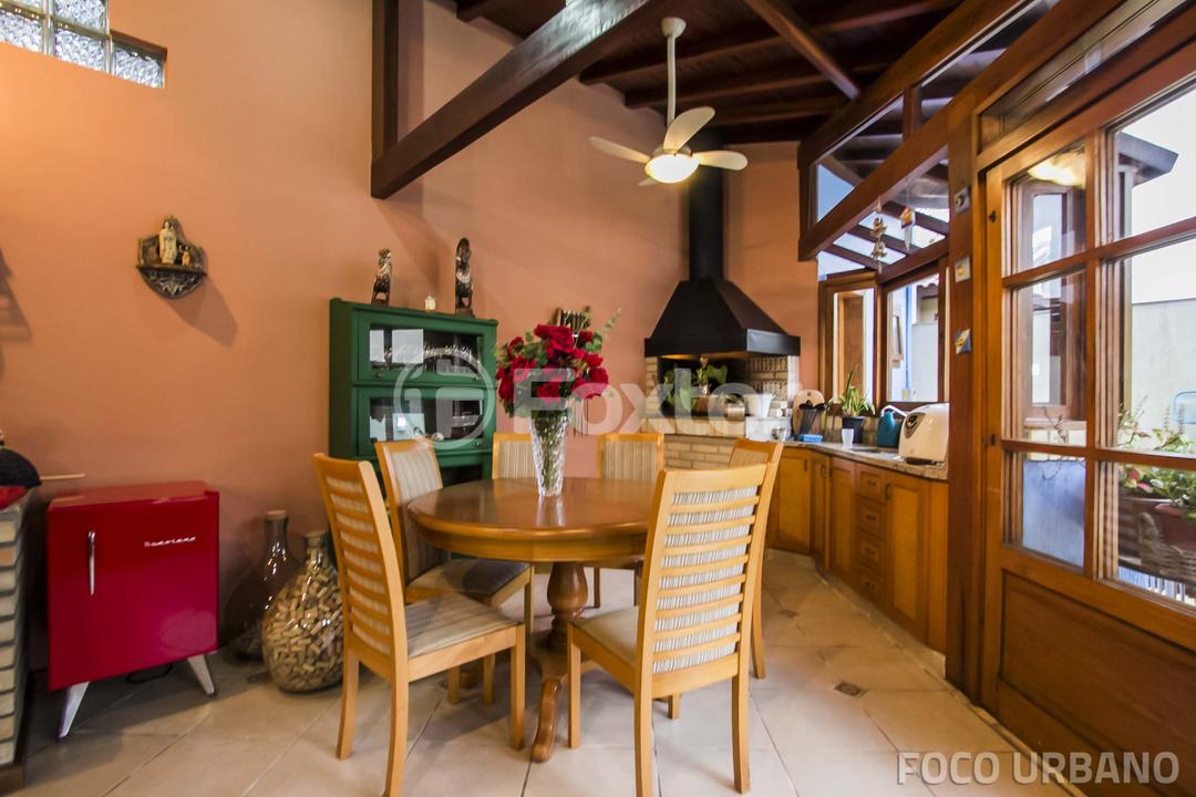 Casa de Condomínio à venda com 3 quartos, 233m² - Foto 9