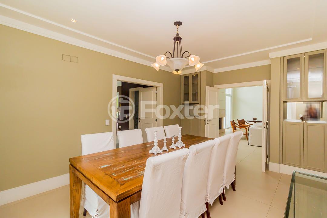 Casa de Condomínio à venda com 4 quartos, 550m² - Foto 23