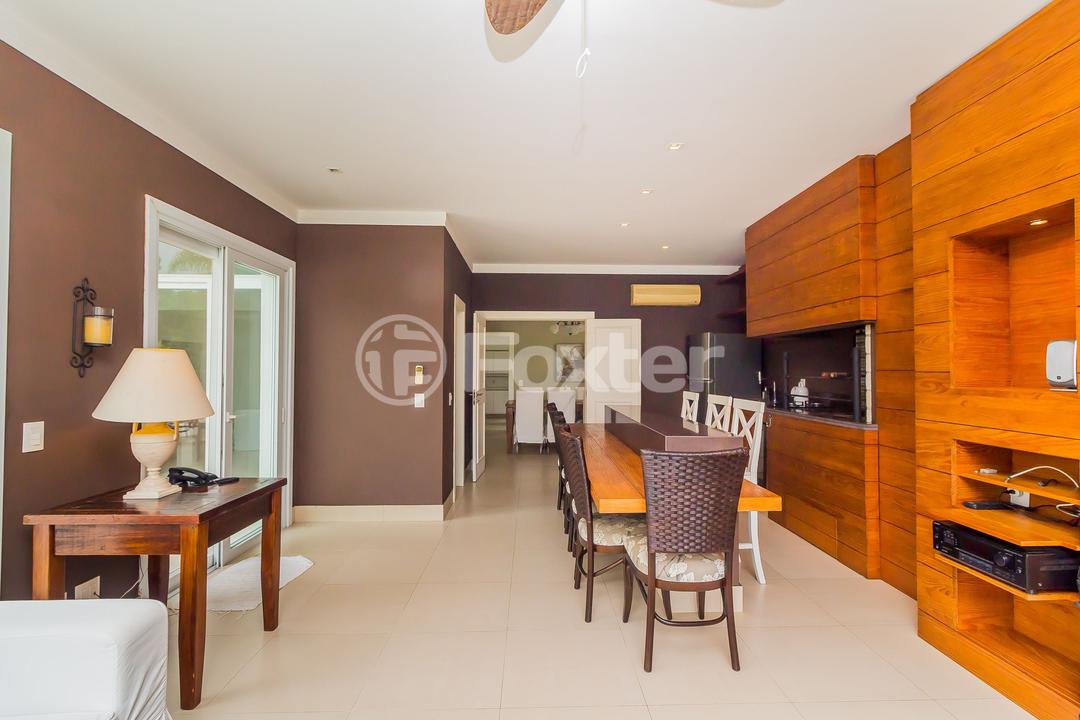 Casa de Condomínio à venda com 4 quartos, 550m² - Foto 28