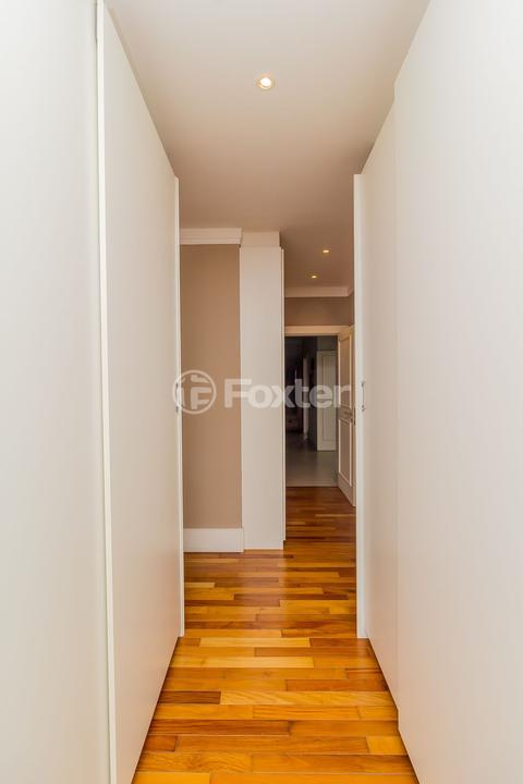 Casa de Condomínio à venda com 4 quartos, 550m² - Foto 43