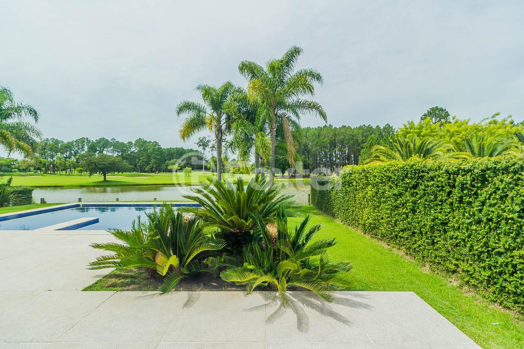 Casa de Condomínio à venda com 4 quartos, 550m² - Foto 50
