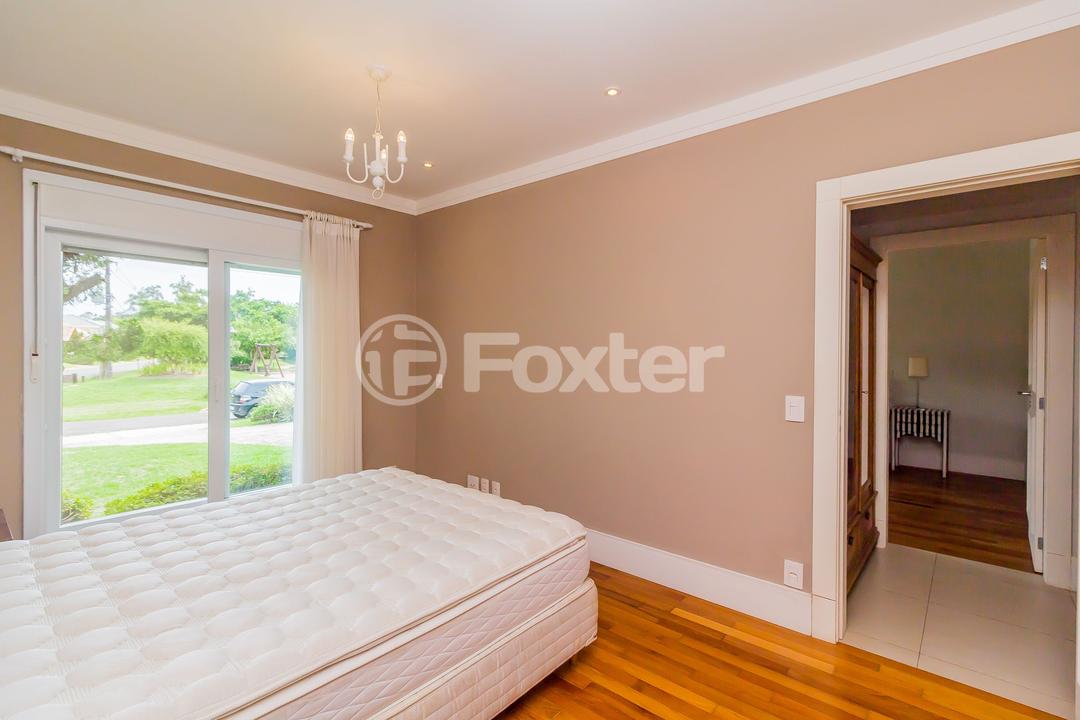 Casa de Condomínio à venda com 4 quartos, 550m² - Foto 52