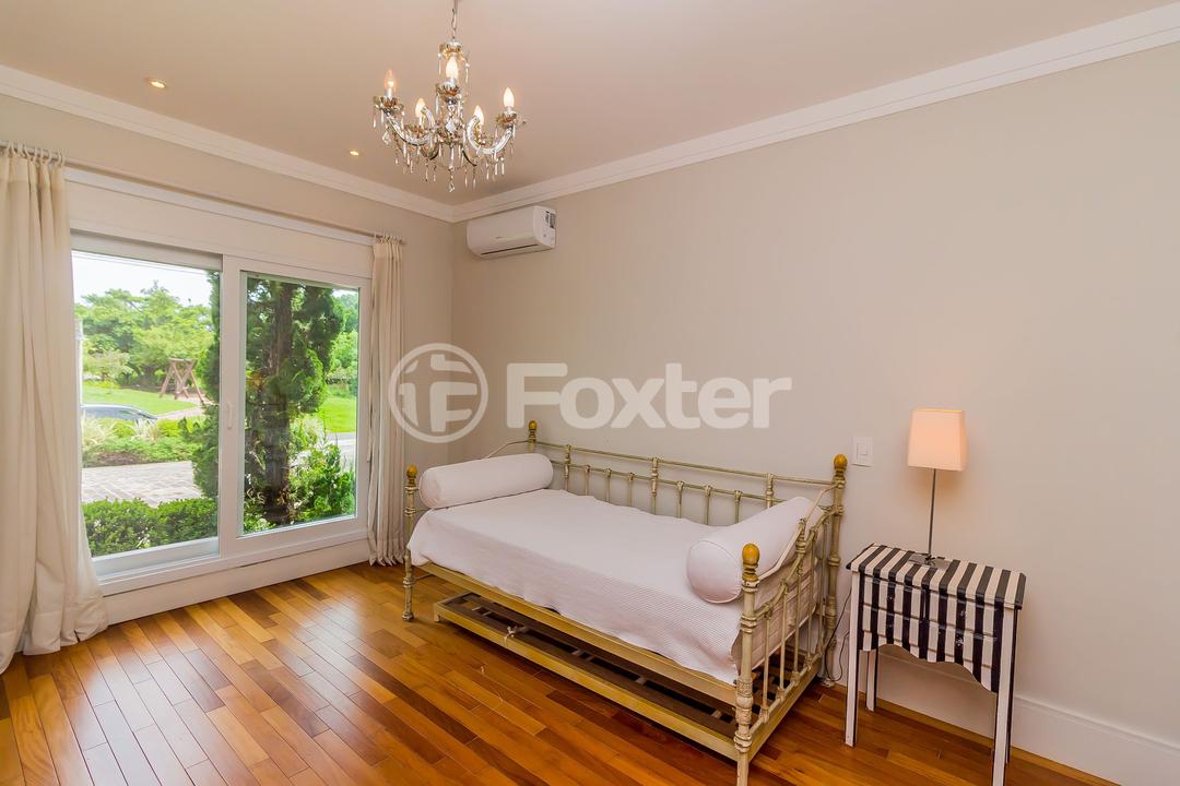 Casa de Condomínio à venda com 4 quartos, 550m² - Foto 58