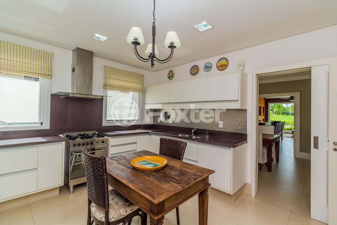Casa de Condomínio à venda com 4 quartos, 550m² - Foto 82