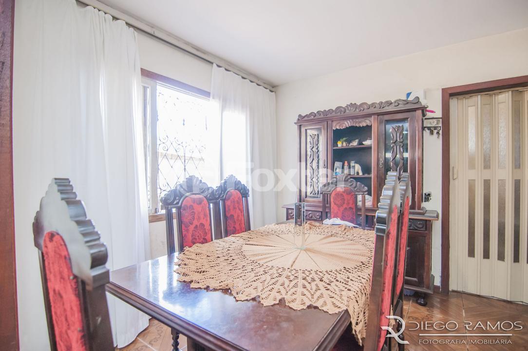 Casa à venda com 6 quartos, 200m² - Foto 5