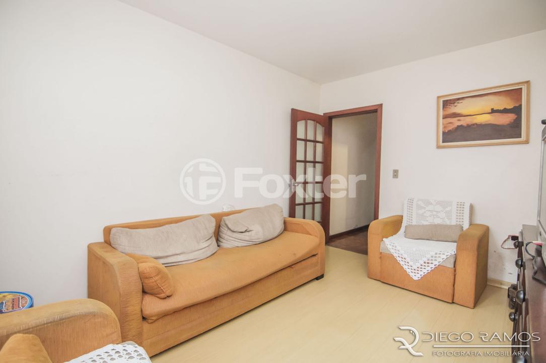 Casa à venda com 6 quartos, 200m² - Foto 12