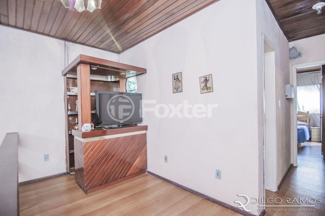 Casa à venda com 6 quartos, 200m² - Foto 25
