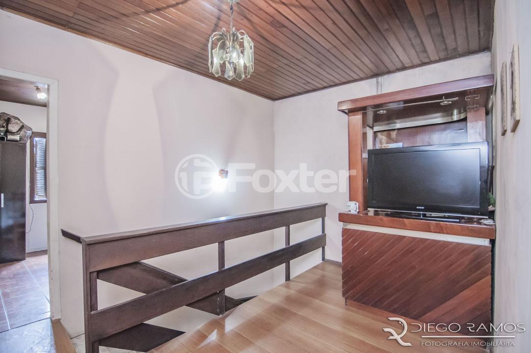 Casa à venda com 6 quartos, 200m² - Foto 26