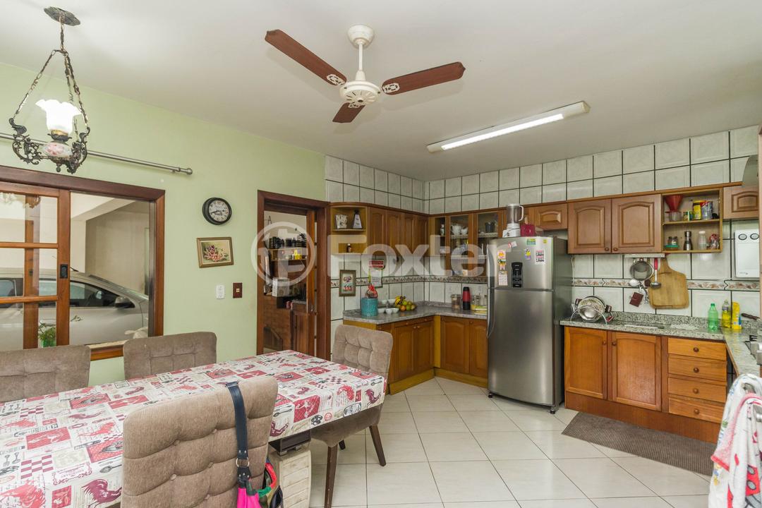 Casa à venda com 3 quartos, 190m² - Foto 30