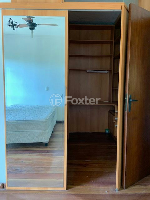 Casa de Condomínio à venda com 4 quartos, 240m² - Foto 18