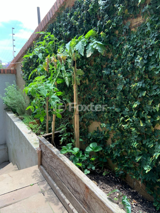 Casa de Condomínio à venda com 4 quartos, 240m² - Foto 11
