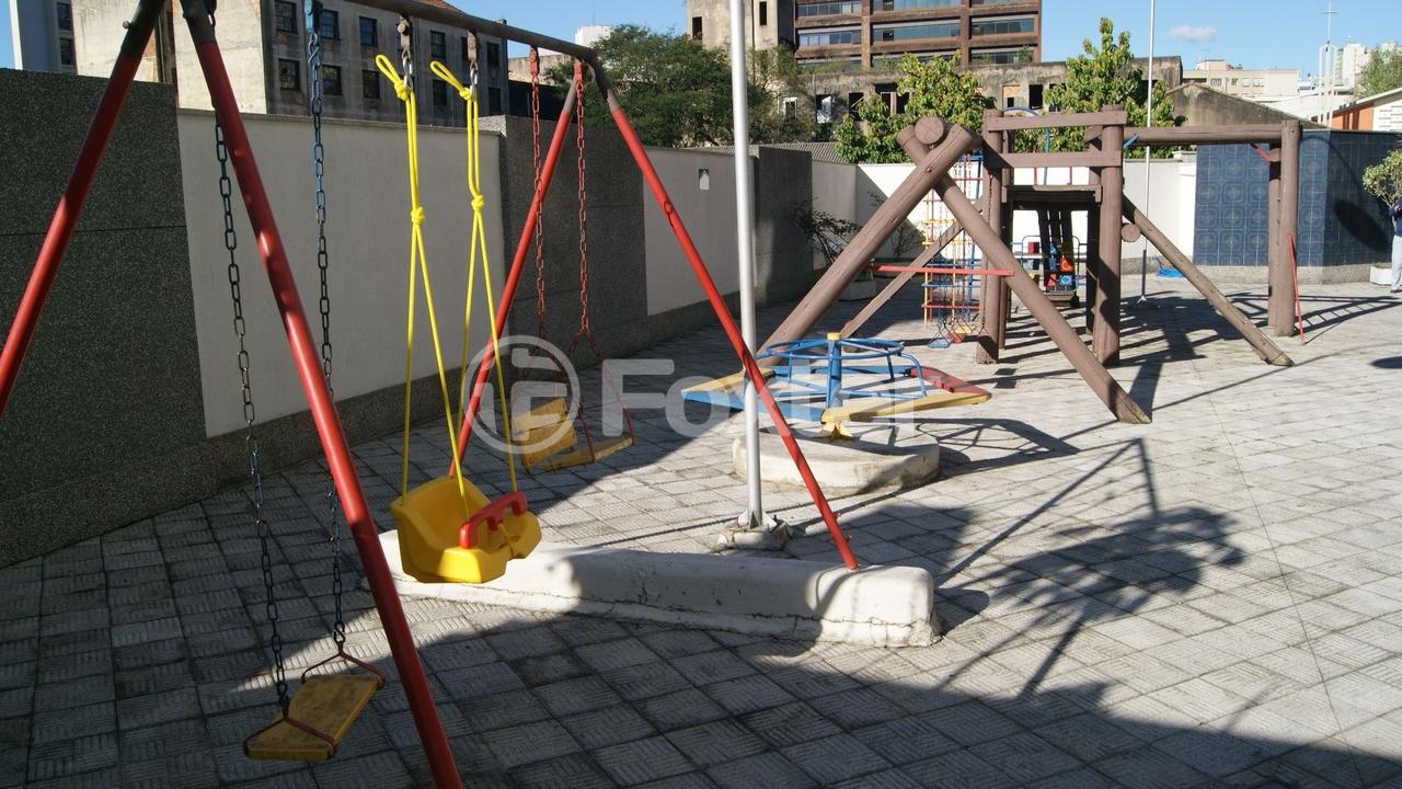 Apartamento à venda com 1 quarto, 43m² - Foto 29
